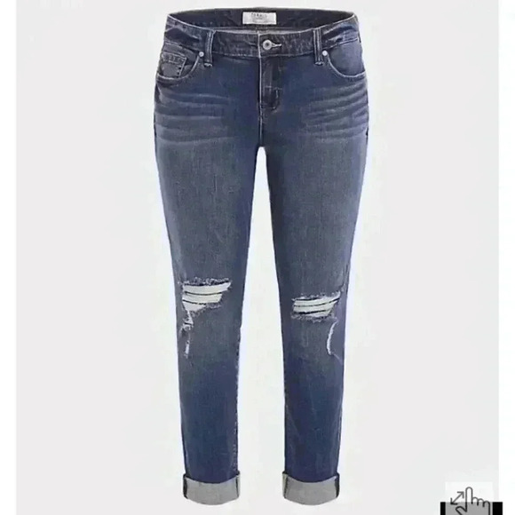 Torrid BOYFRIEND JEAN - VINTAGE STRETCH MEDIUM WASH lace distressing 22 - Picture 2 of 13